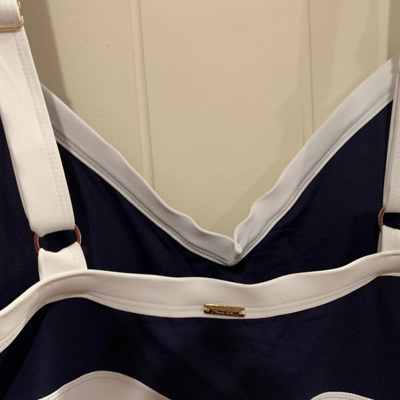 Anne coal onepice swimsuit - Picture 7 of 7